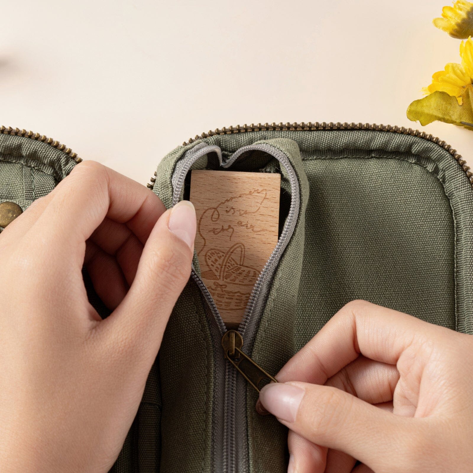 Hinoki - Forest Green Corduroy Pencil Case